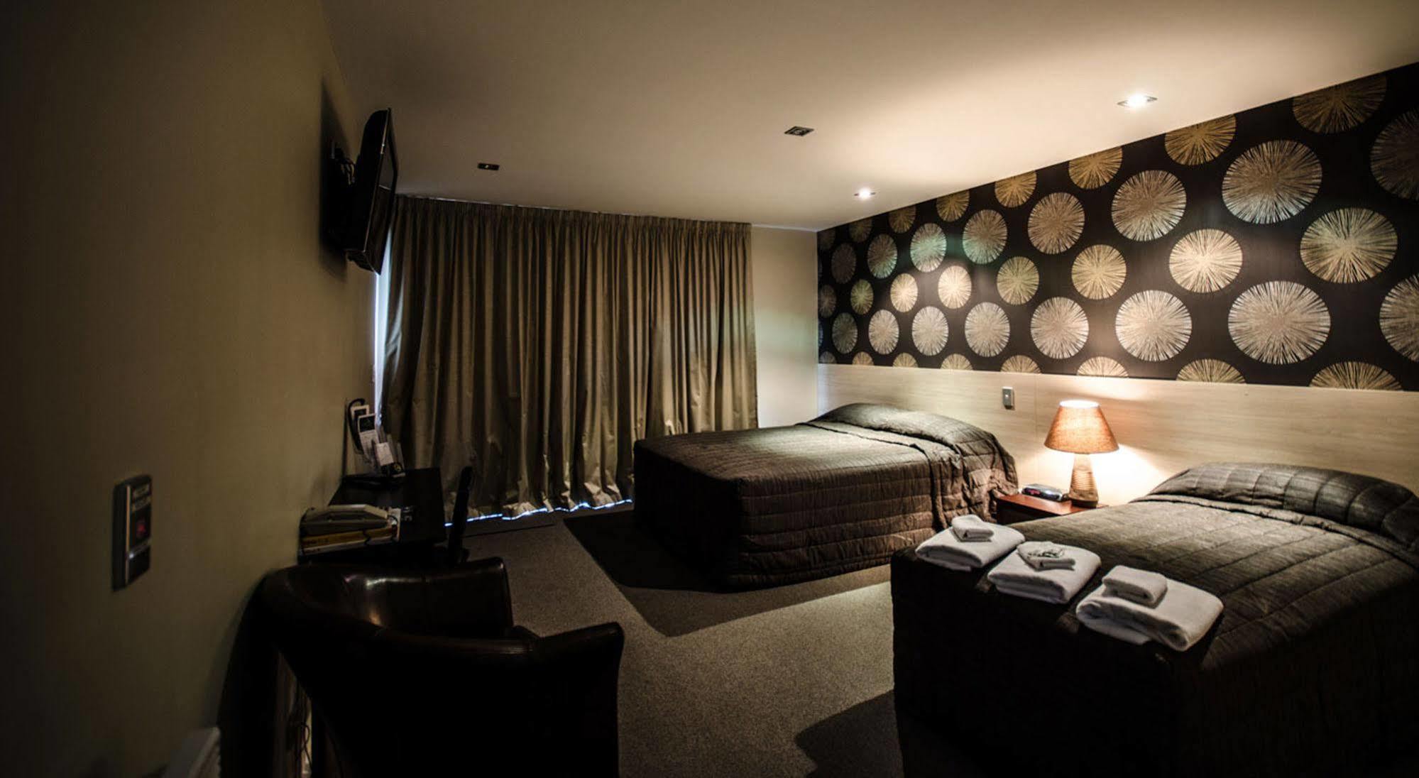 Racecourse Hotel And Motor Lodge ไครสต์เชิร์ช ภายนอก รูปภาพ